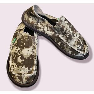 Sanuk Vagabond Slip On Canvas Sidewalk Surfers Shoes Size 5 US Digital Camo